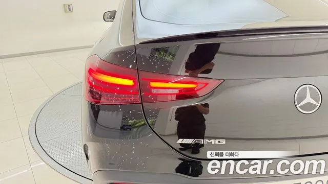 Mercedes-Benz GLE 2025 thumb 10