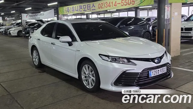 Toyota Camry 2024 thumb 3