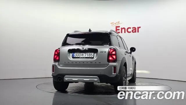 Mini Countryman 2023 thumb 4