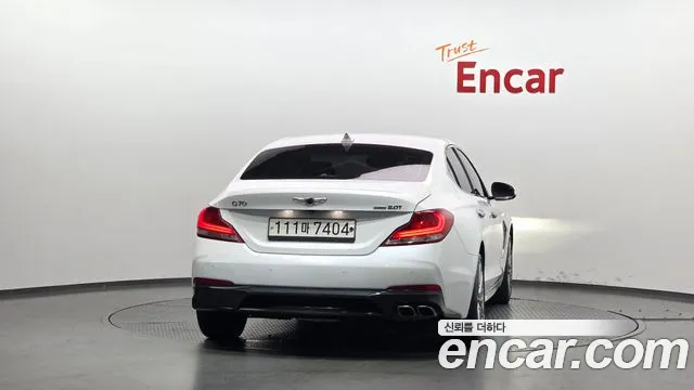Genesis G70 2019 thumb 4