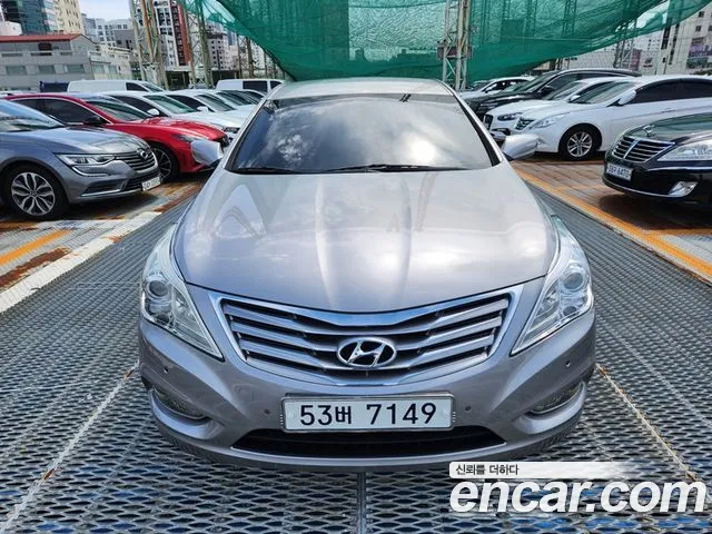 Hyundai Grandeur 2011 thumb 2