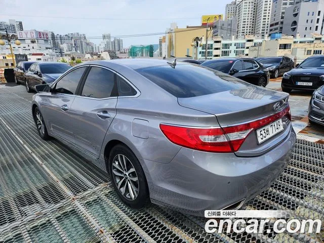 Hyundai Grandeur 2011 thumb 4