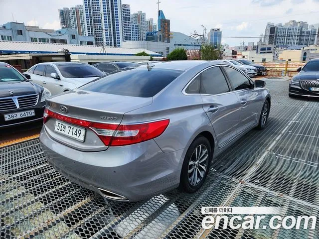 Hyundai Grandeur 2011 thumb 6