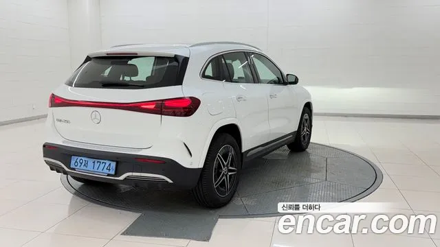 Mercedes-Benz EQA 2025 thumb 5