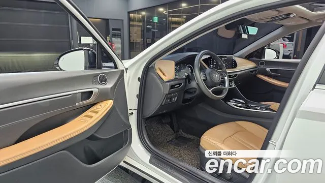Hyundai Sonata 2021 thumb 10