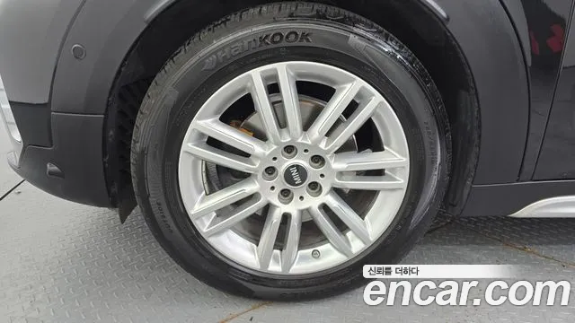 Mini Countryman 2023 thumb 5