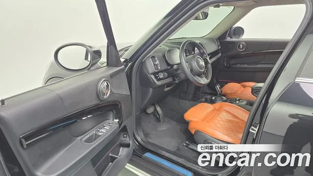 Mini Countryman 2023 thumb 10