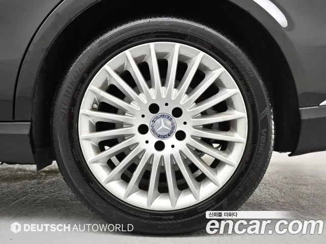 Mercedes-Benz E-Класс 2013 thumb 5