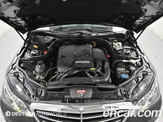 Mercedes-Benz E-Класс 2013 thumb 6