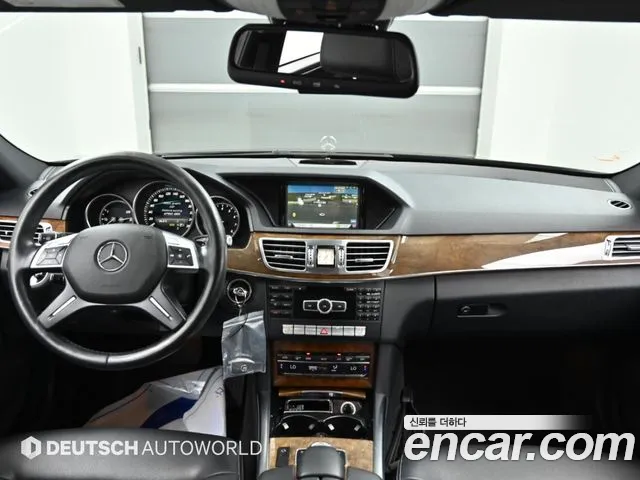 Mercedes-Benz E-Класс 2013 thumb 7