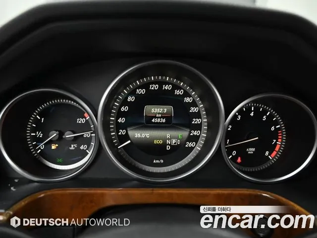 Mercedes-Benz E-Класс 2013 thumb 8