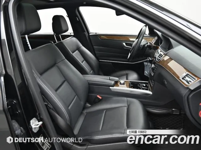 Mercedes-Benz E-Класс 2013 thumb 10