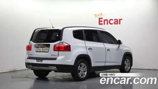 Chevrolet Orlando 2017 thumb 2