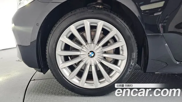BMW Gran Turismo 2023 thumb 4