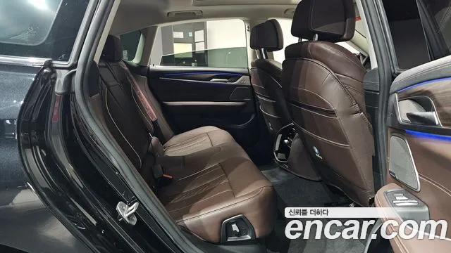 BMW Gran Turismo 2023 thumb 10