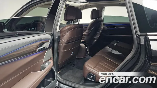 BMW Gran Turismo 2023 thumb 11