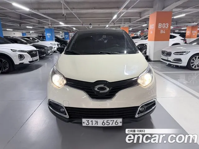 Renault Captur 2017 thumb 12