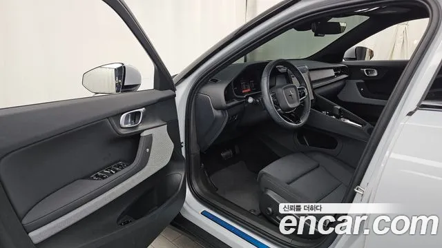 Polestar 2 2022 thumb 10