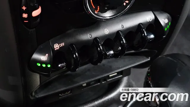 Mini Countryman 2013 thumb 8