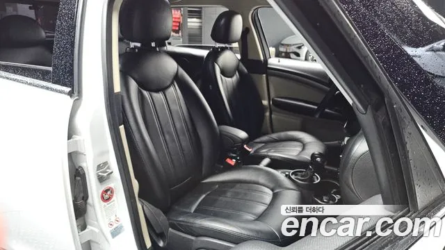 Mini Countryman 2013 thumb 10