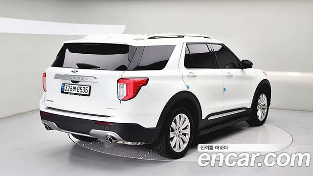 Ford Explorer 2022 thumb 4