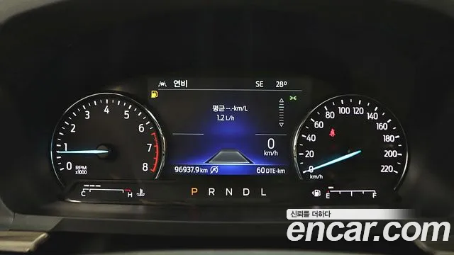 Ford Explorer 2022 thumb 7