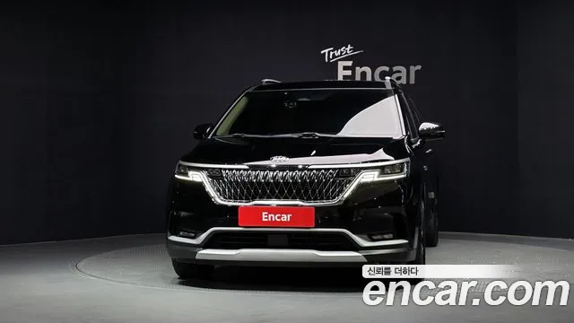 Kia Carnival 2021 thumb 3