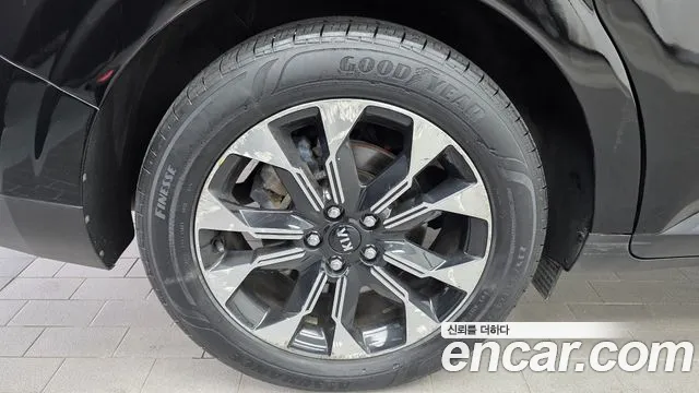 Kia Carnival 2021 thumb 5