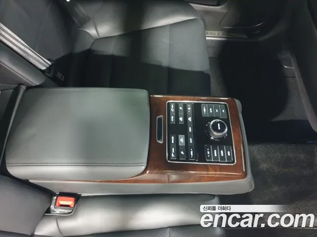 Hyundai Equus 2013 thumb 10