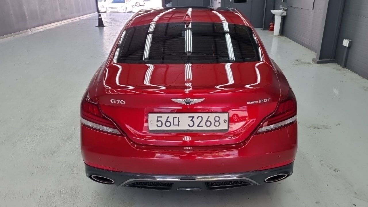 Genesis G70 2017 thumb 4