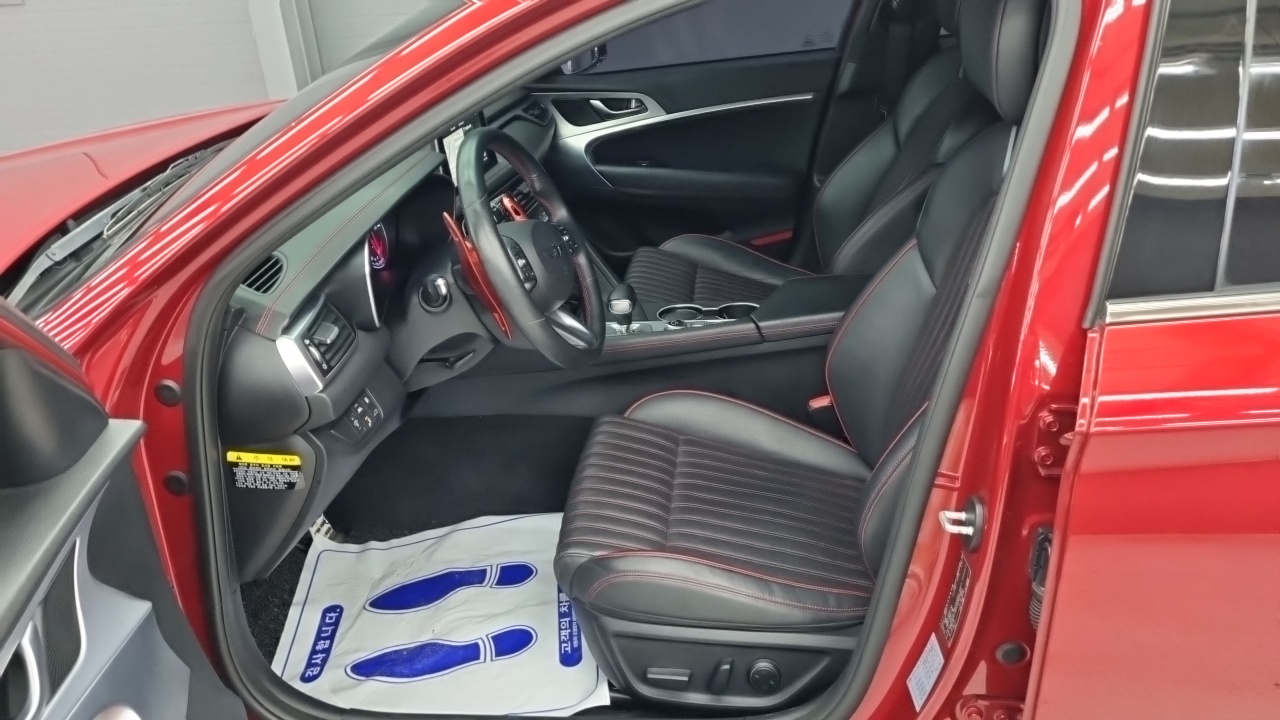 Genesis G70 2017 thumb 7