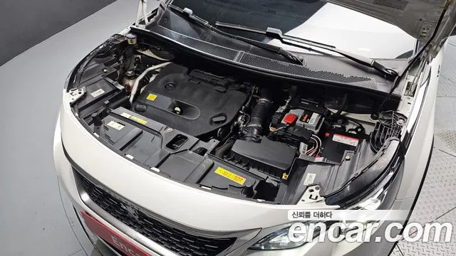 Peugeot 5008 2018 thumb 6