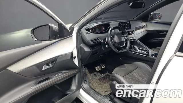 Peugeot 5008 2018 thumb 10