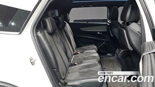 Peugeot 5008 2018 thumb 12