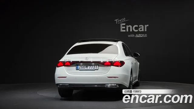 Mercedes-Benz E-Класс 2024 thumb 3