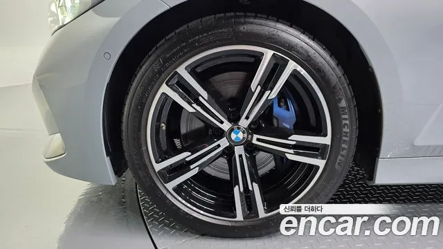 BMW 3 серии 2023 thumb 4