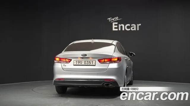 Kia K5 2016 thumb 4
