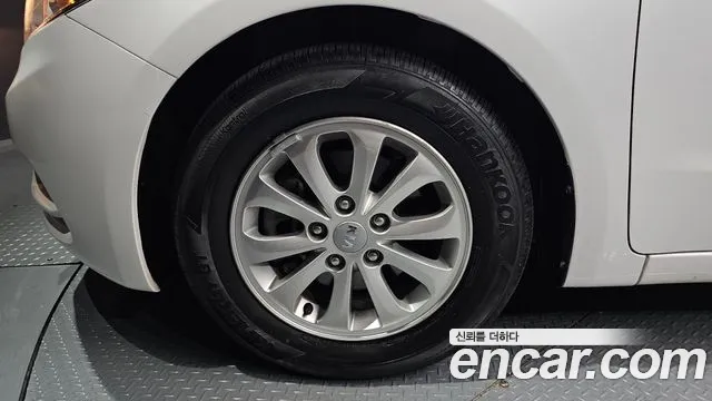 Kia K3 2014 thumb 5