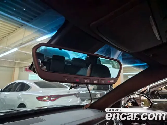 Genesis G90 2020 thumb 10