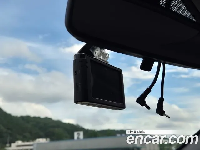 Hyundai Starex 2017 thumb 8