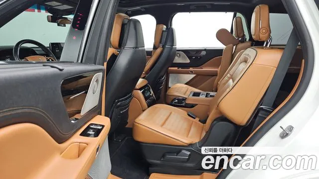 Lincoln Aviator 2020 thumb 12