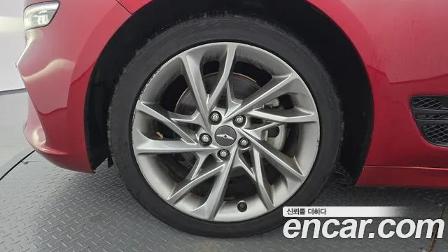 Genesis G70 2022 thumb 5