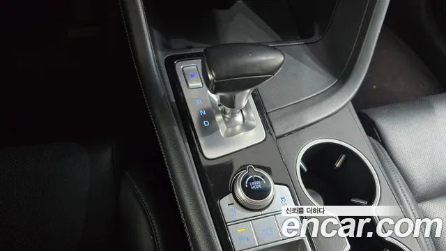 Genesis G70 2022 thumb 9