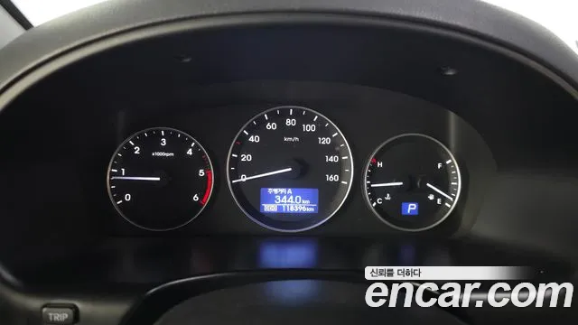 Hyundai Starex 2018 thumb 8