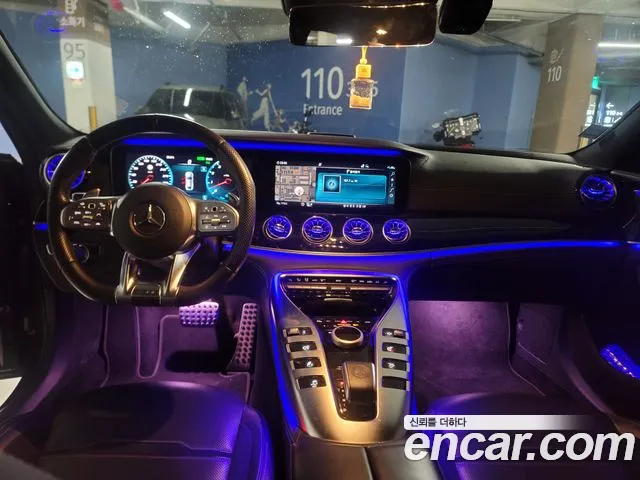 Mercedes-Benz AMG GT 2020 thumb 9
