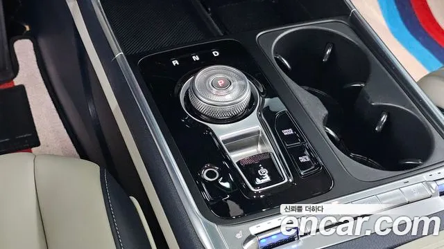 Kia Carnival 2024 thumb 9