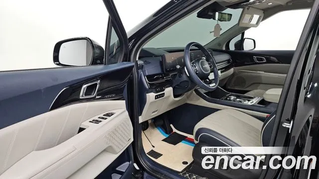 Kia Carnival 2024 thumb 10