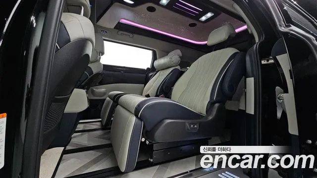 Kia Carnival 2024 thumb 12