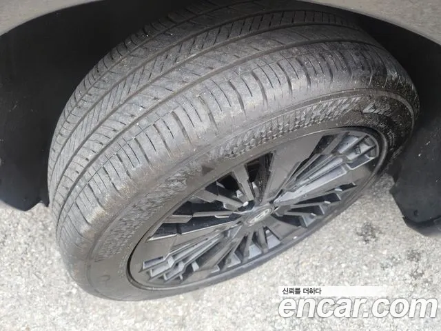Hyundai Santa Fe 2025 thumb 6