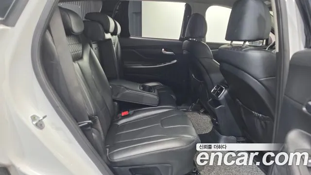 Hyundai Santa Fe 2019 thumb 11